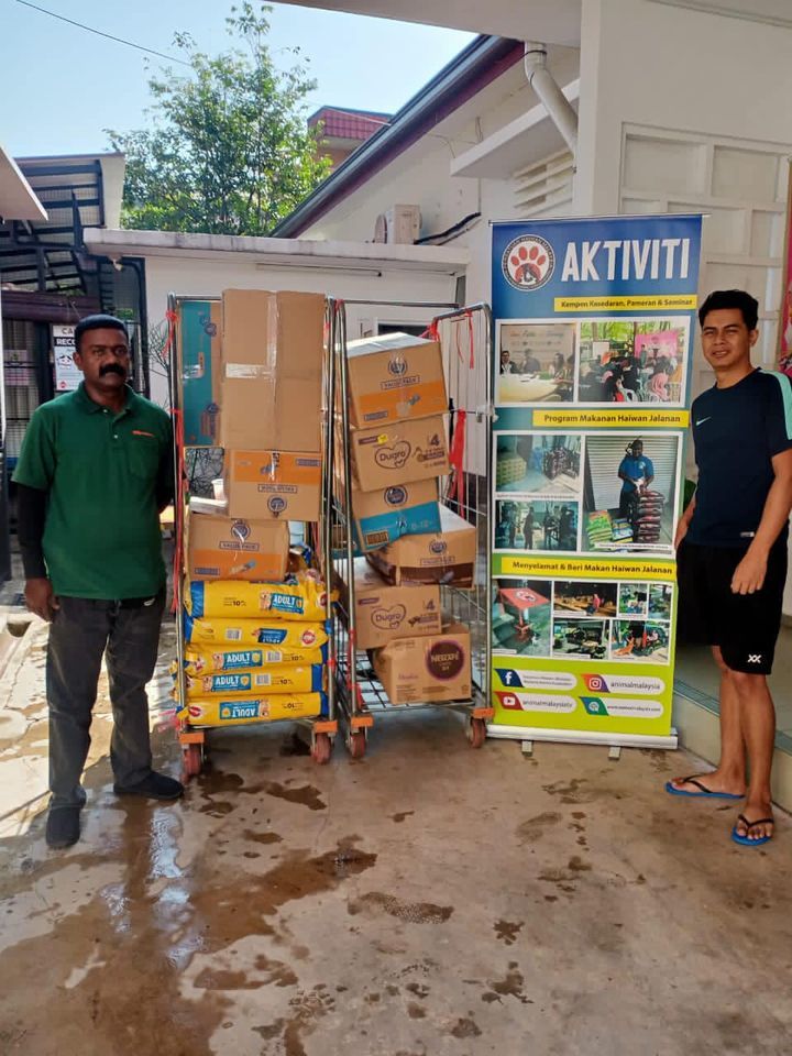 Bantuan Bekalan Makanan Anjing Bulanan Sentiasa Di..